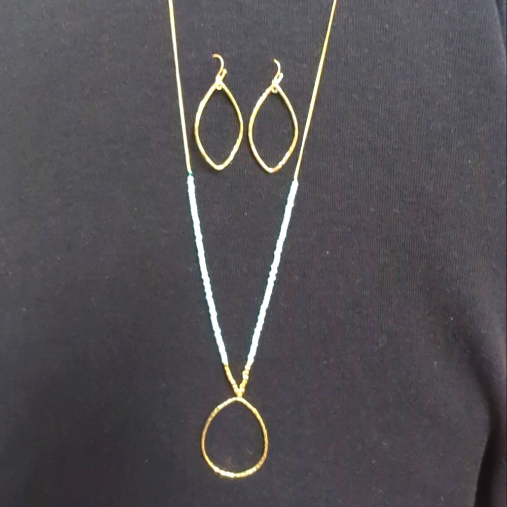 Ladies Earring and Necklace Set